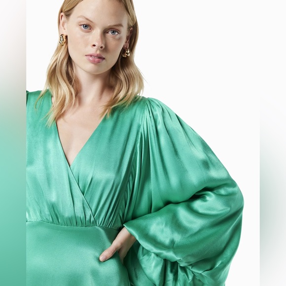 Elliatt Kaele Dress in Emerald Green, NWT, Small - Picture 7 of 7